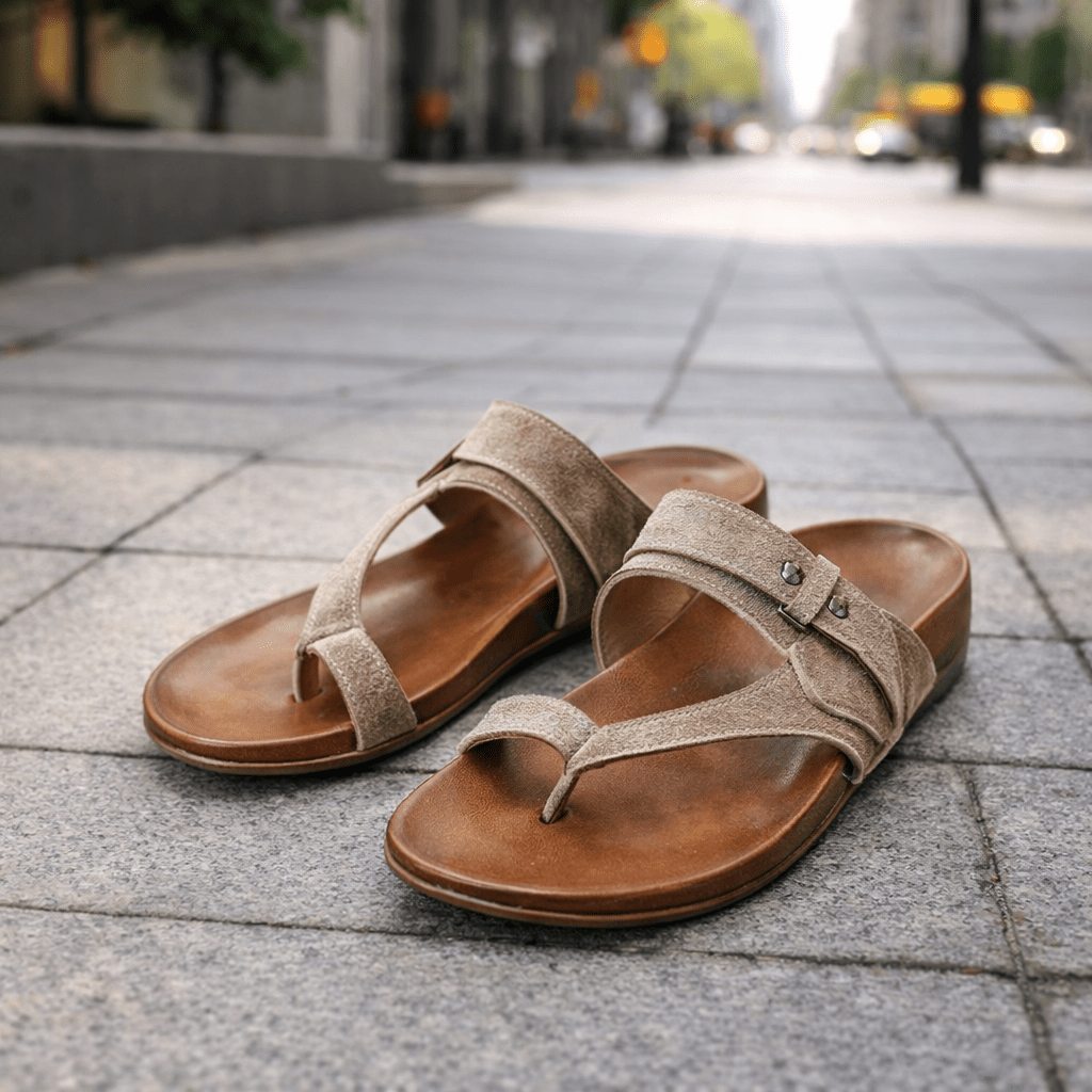 COMFIVIA – Sandali Estivi Comfort – Sandali Leggeri da Donna Progettati per Traspirabilità, Camminata Stabile e Comfort All’Aperto per Tutto il Giorno
