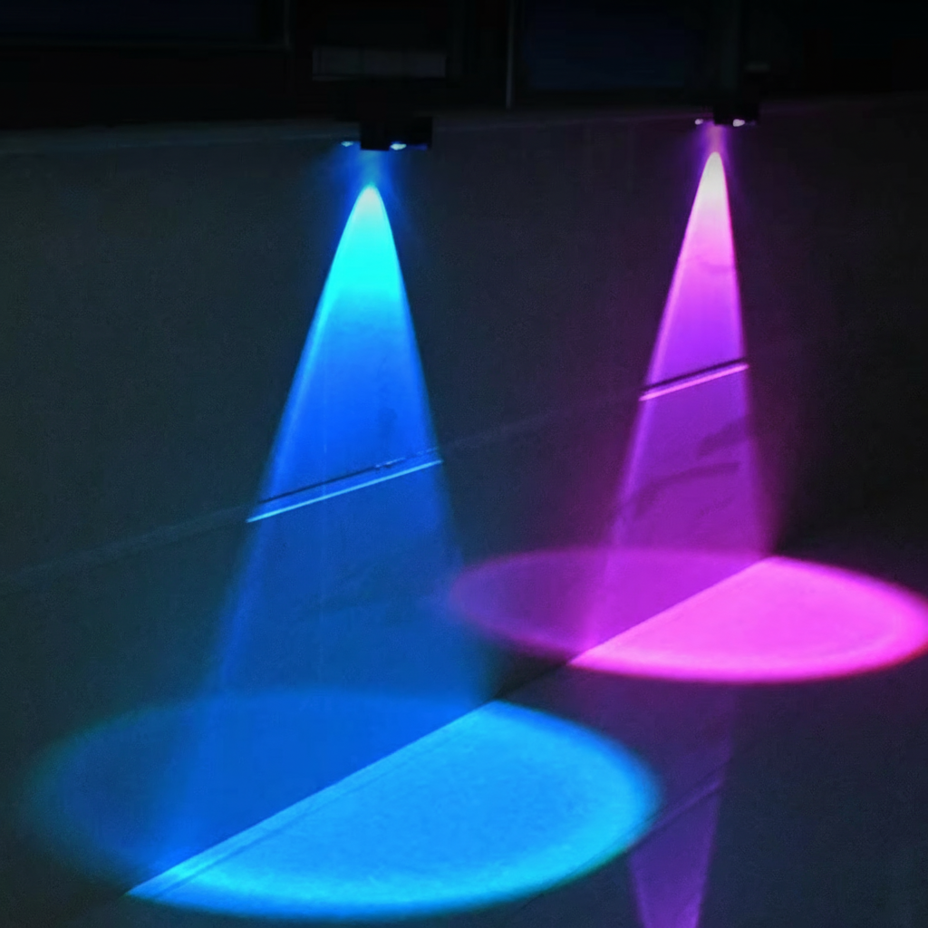 SOLARVIA - Lumière LED solaire de jardin avec contrôle intelligent crépuscule à l’aube et design extérieur résistant aux intempéries