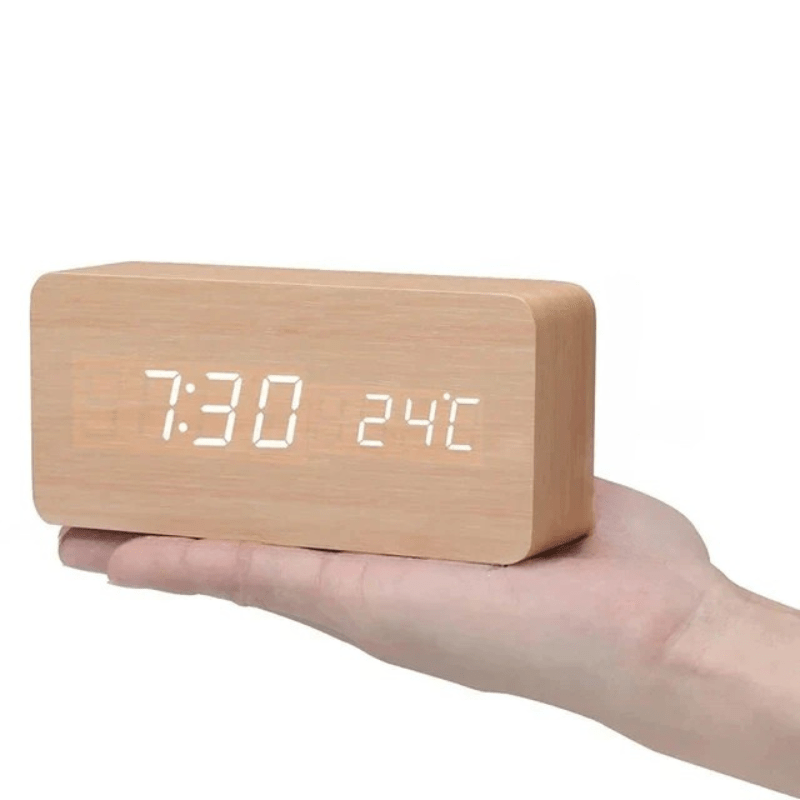 LUMIBARK – LED Alarm Clock – Natural wood digital desk clock