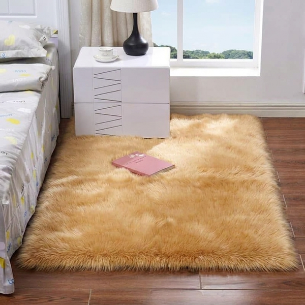 RUGAVENZA – Statement Plush Rug for Bold and Stylish Interiors