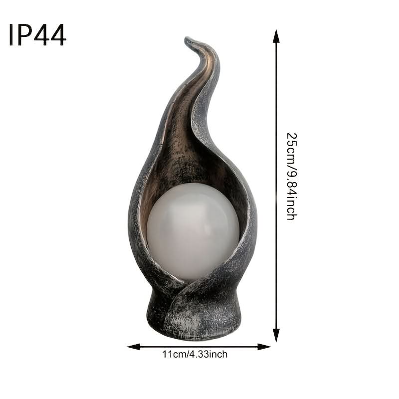 FLAMESTATUE – Solcelledrevet flamme have lampe