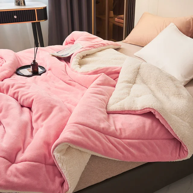 COZAVENIX – Bold Blanket for Warm and Comfortable Nights