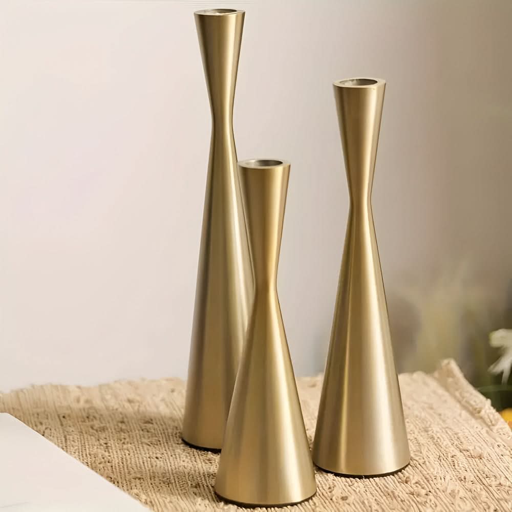 LOVELUNIXA – Sculptural Candle Holder for Memorable Settings