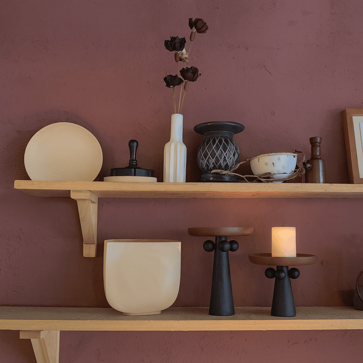 CANDESCULIA – Artistic Candle Holder for Beautiful Mantel Displays