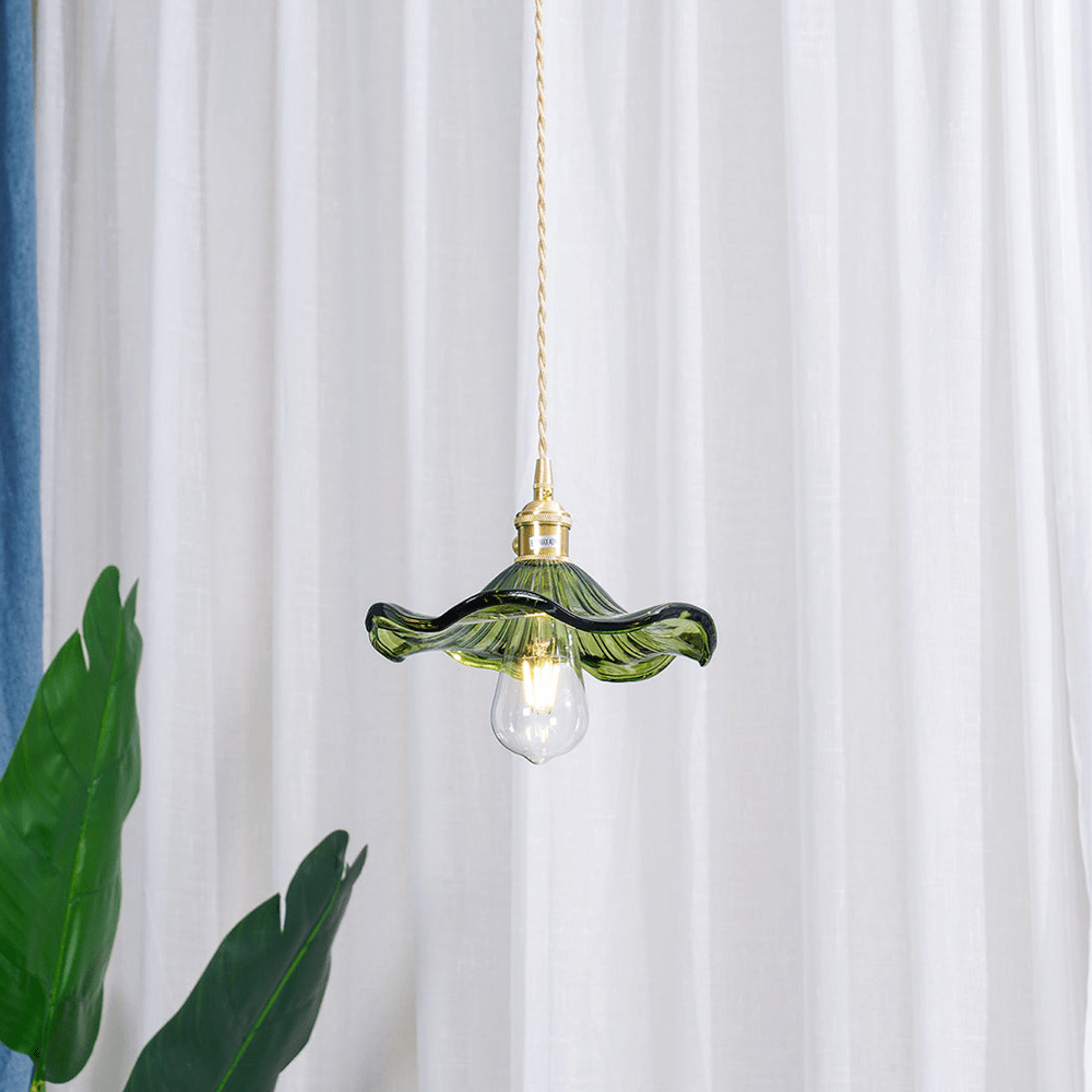 LUMIBELLA – Dekorative Pendelleuchte mit Blumenmotiv für warmes Licht