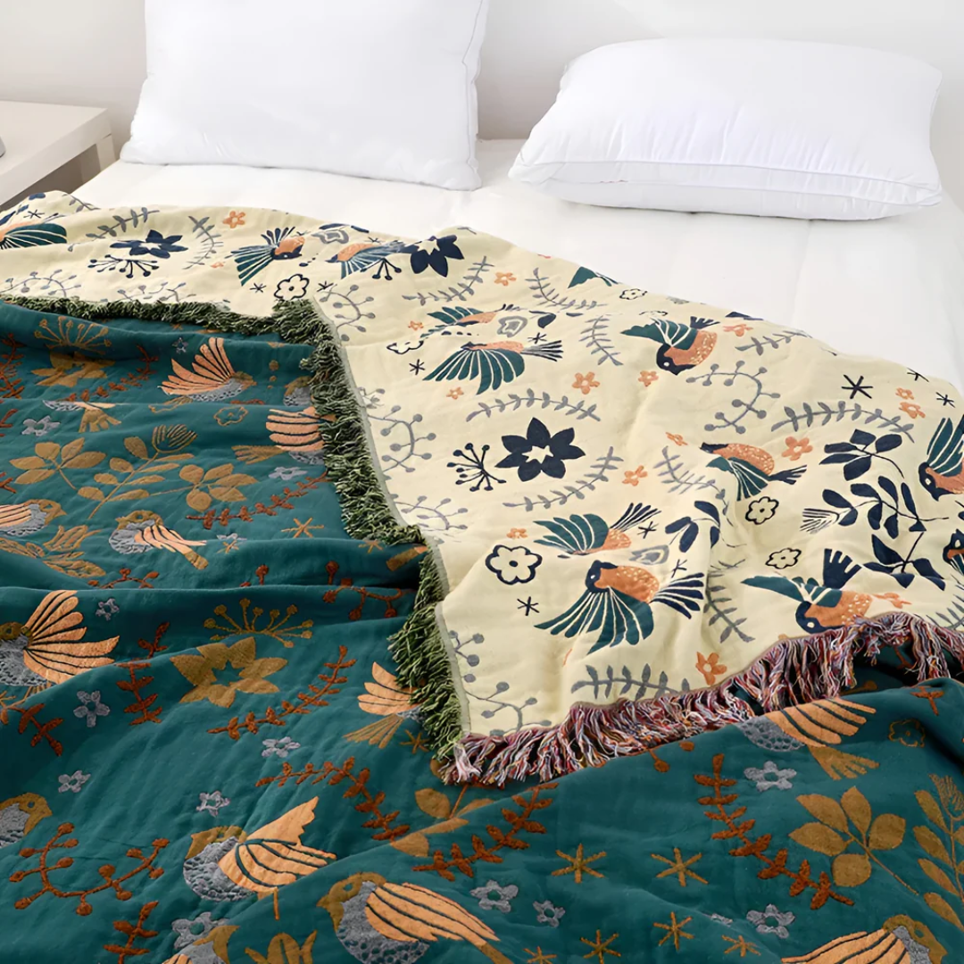 AVIBLOSSORA – Coperta ricamata con uccelli e motivi floreali per arredare la casa con eleganza