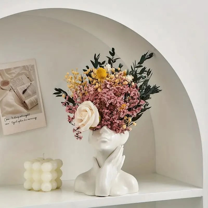 ARTELLE – Sculptural Vase for Refined Statement Decor