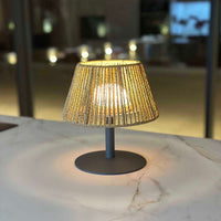 PATIOLIGHT – Εσωτερική και Εξωτερική LED Επιτραπέζια Λάμπα για Ζεστή Χαλαρωτική Ατμόσφαιρα  