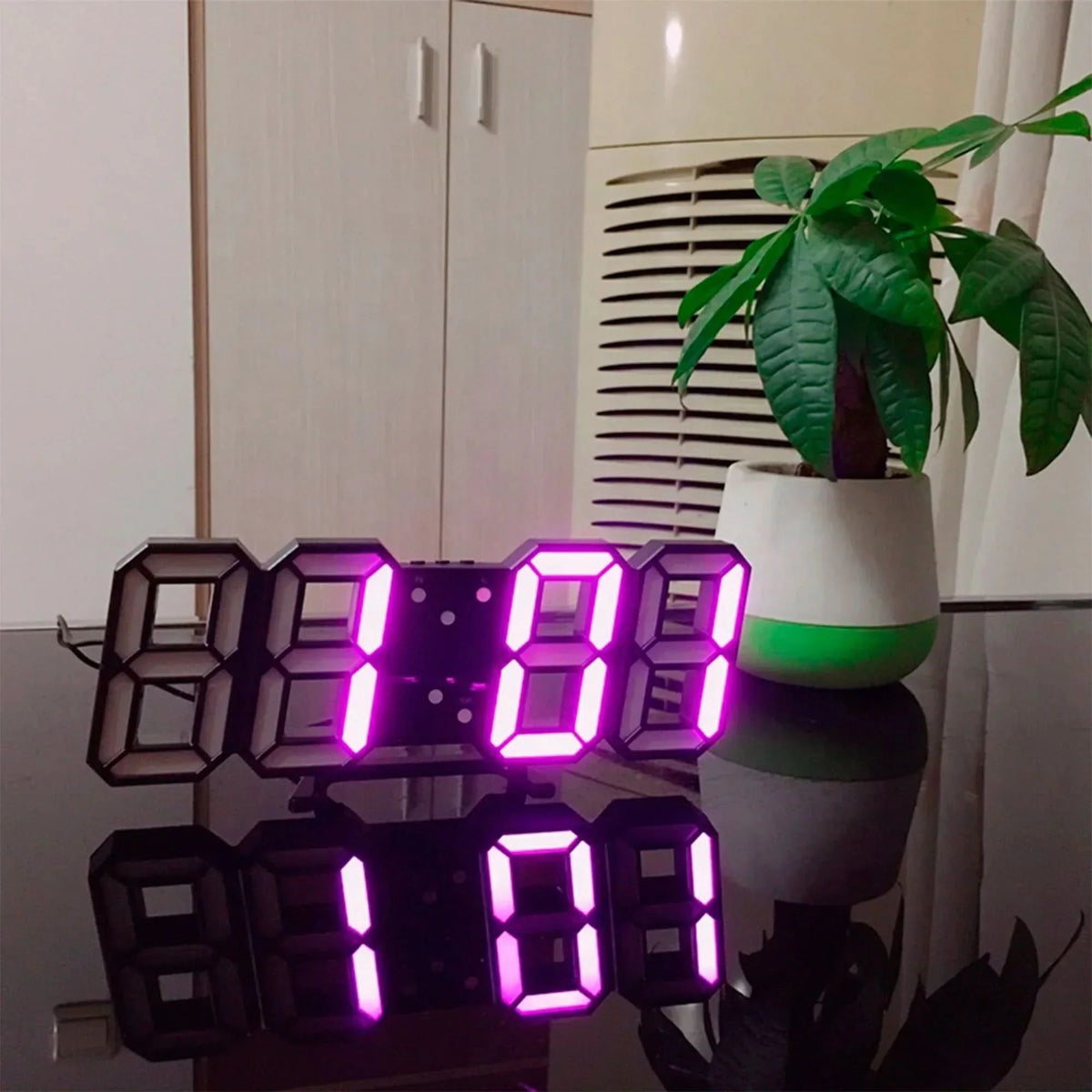 DIGILORA – Ρολόι τοίχου LED 3D για τολμηρή ατμόσφαιρα εσωτερικού χώρου