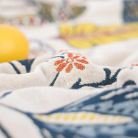 FLORIELUNA – Floral Statement Throw for Refined Living Room Accents