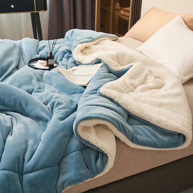 COZAVENIX – Bold Blanket for Warm and Comfortable Nights