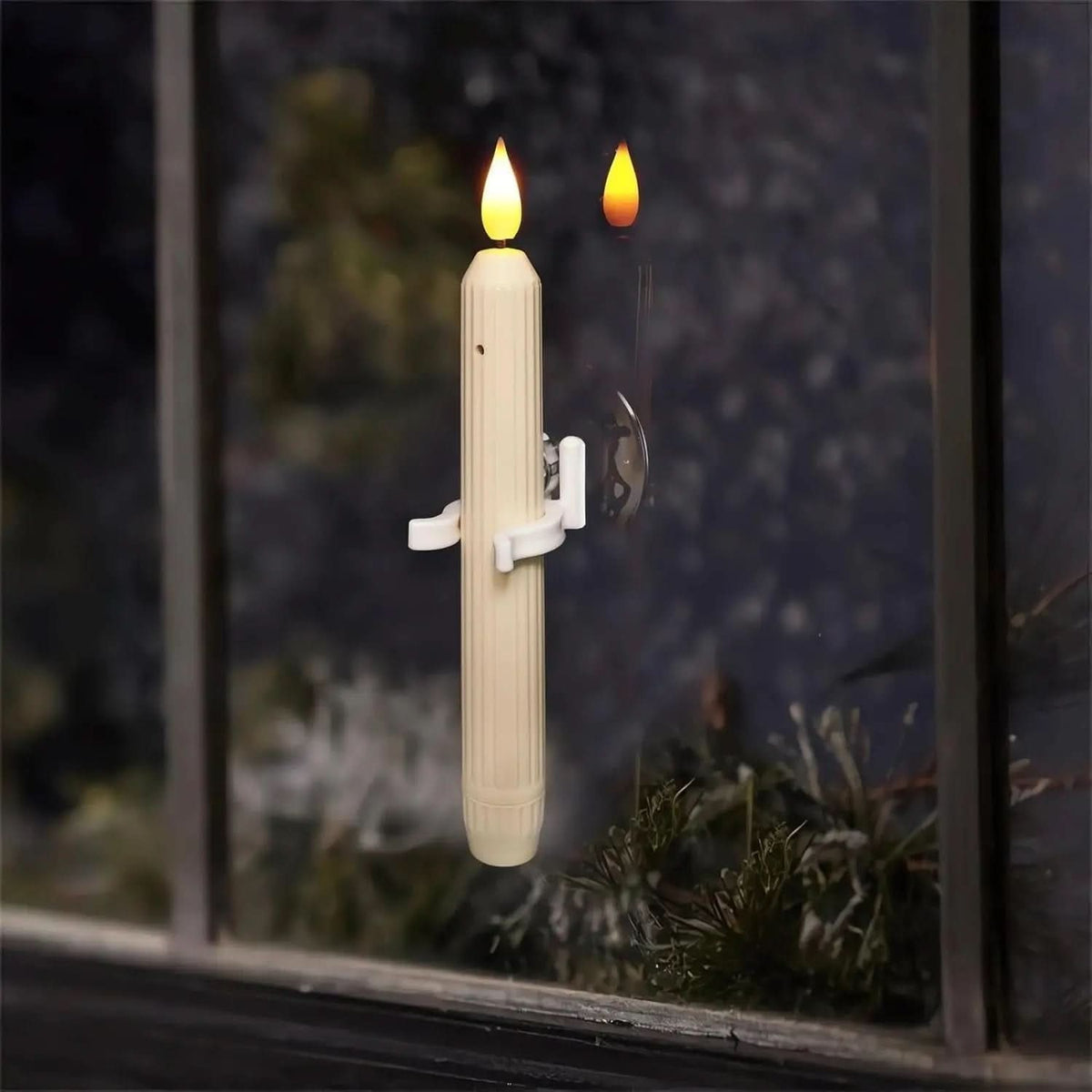 FLICKERELIA – Flameless LED Window Candles for a Cozy Evening Glow