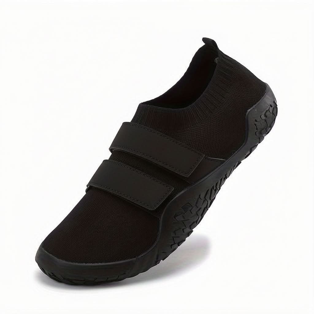 SQUATBASE - Flat training shoes designed for stability in squats and lifting