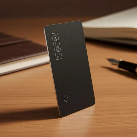CARDTRACK – Mini Localizzatore Ricaricabile per Sicurezza di Portafoglio e Passaporto
