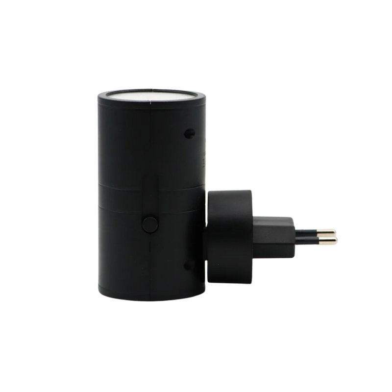AUTOGLOAM – Plug-In Wall Lamp With Auto Sensor for Gentle Night Glow