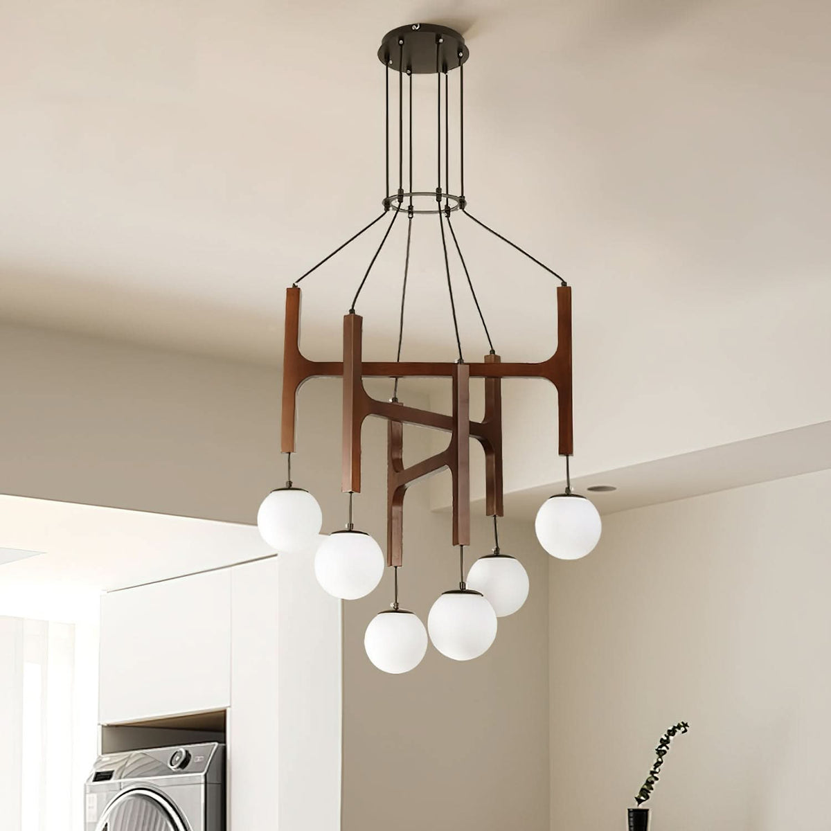 ASTRAMUSE – Chandelier for Artistic Warm Illumination