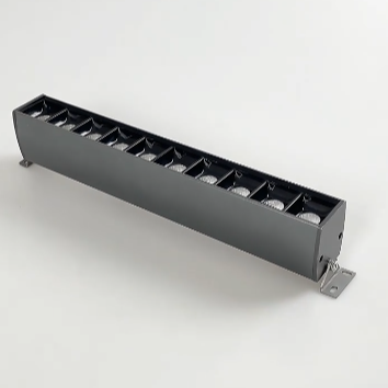 PIVOTLUME – Rotatable Linear LED Ceiling Light for Flexible Illumination