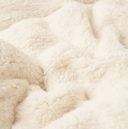 COZAVENIX – Bold Blanket for Warm and Comfortable Nights