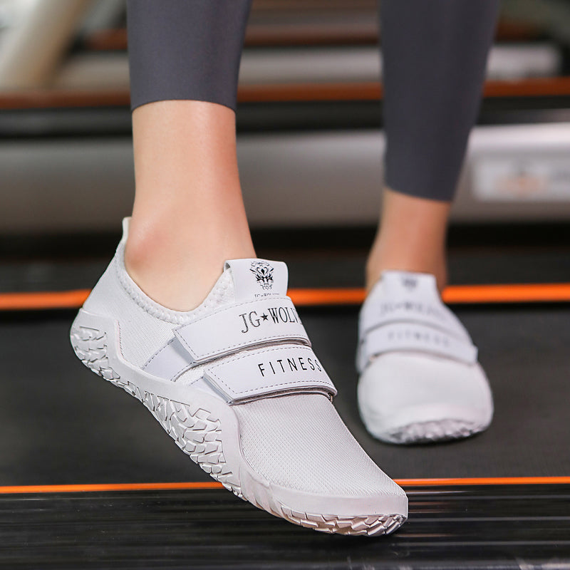 SQUATBASE - Flat training shoes designed for stability in squats and lifting