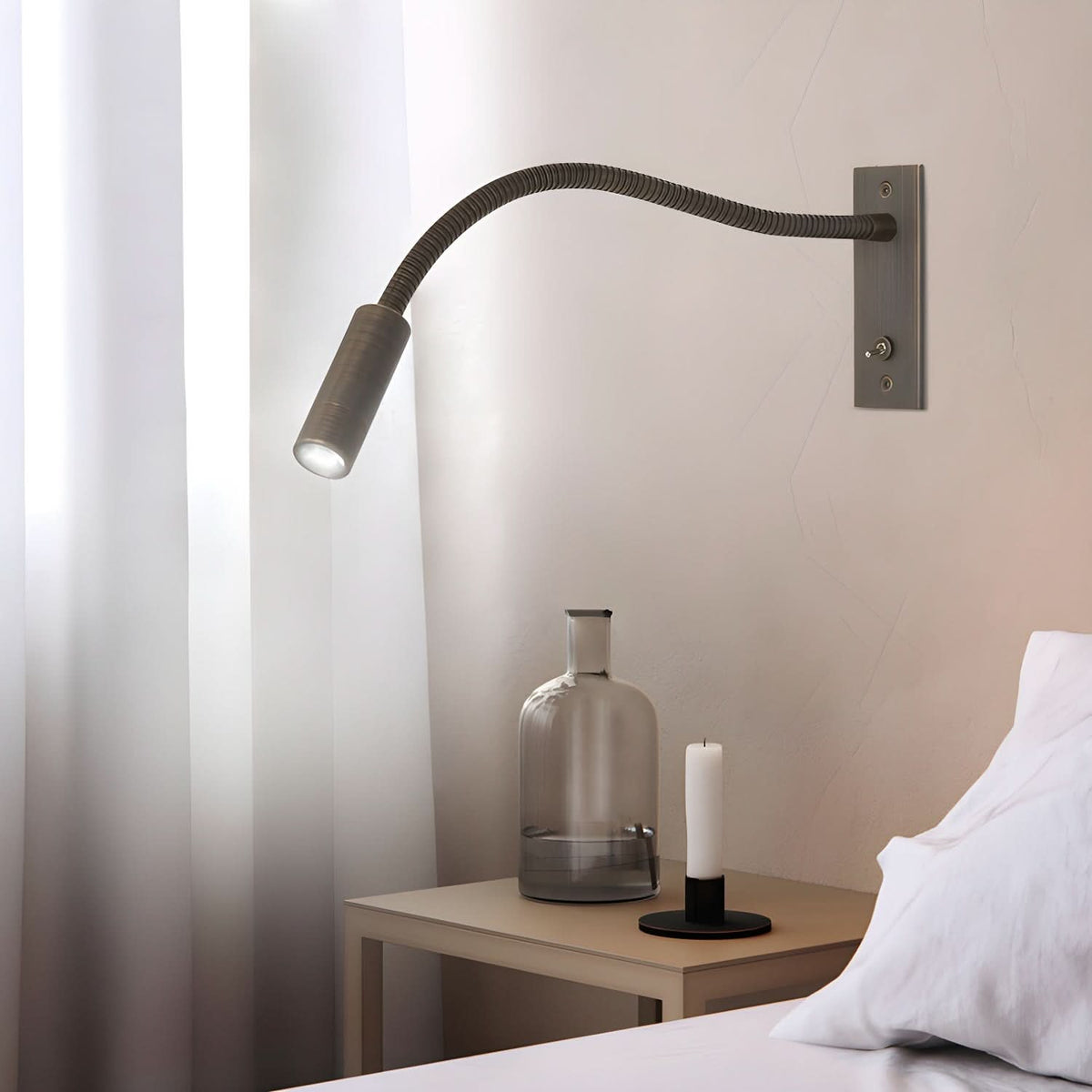 FLEXILORIA – Adjustable LED Gooseneck Wall Light