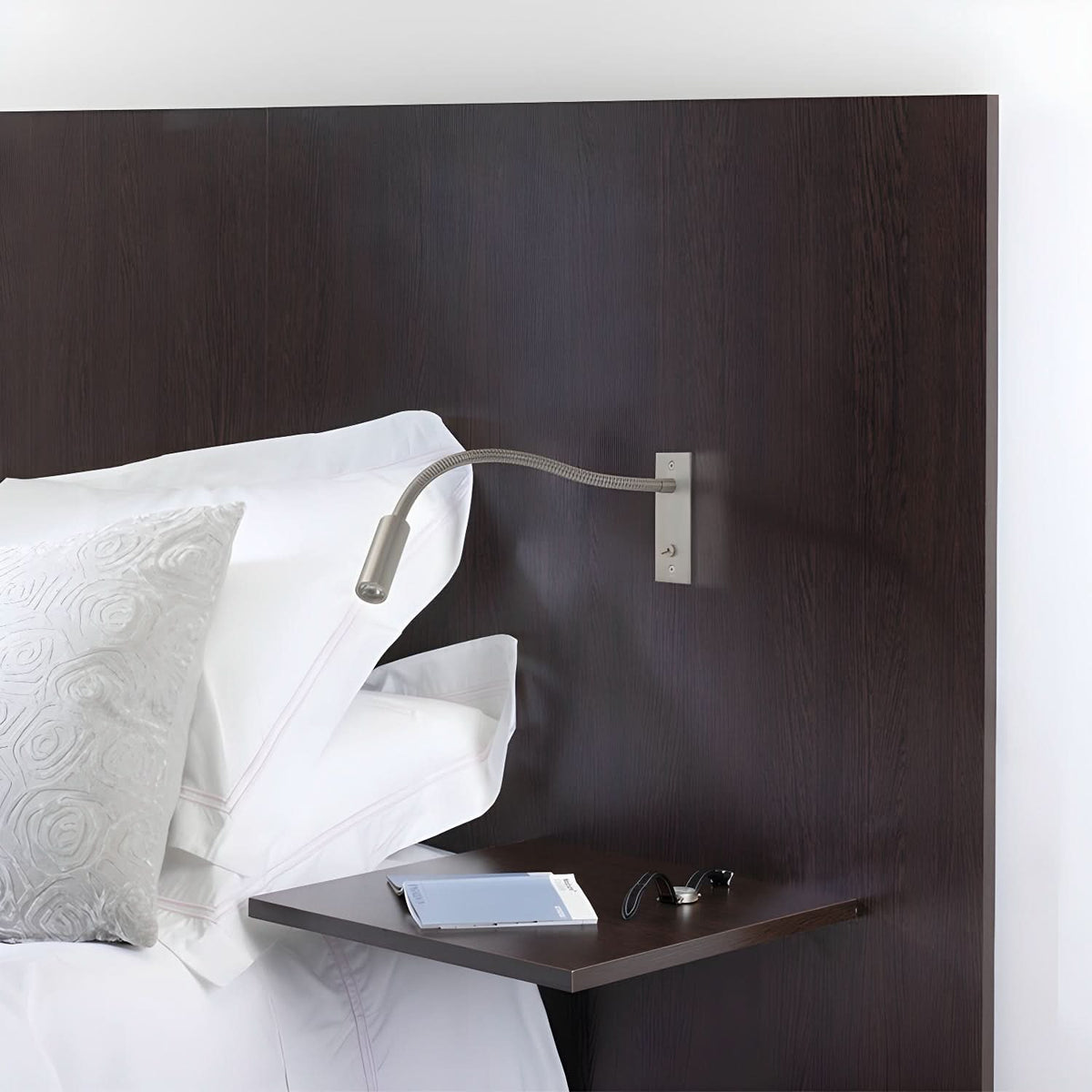 FLEXILORIA – Adjustable LED Gooseneck Wall Light