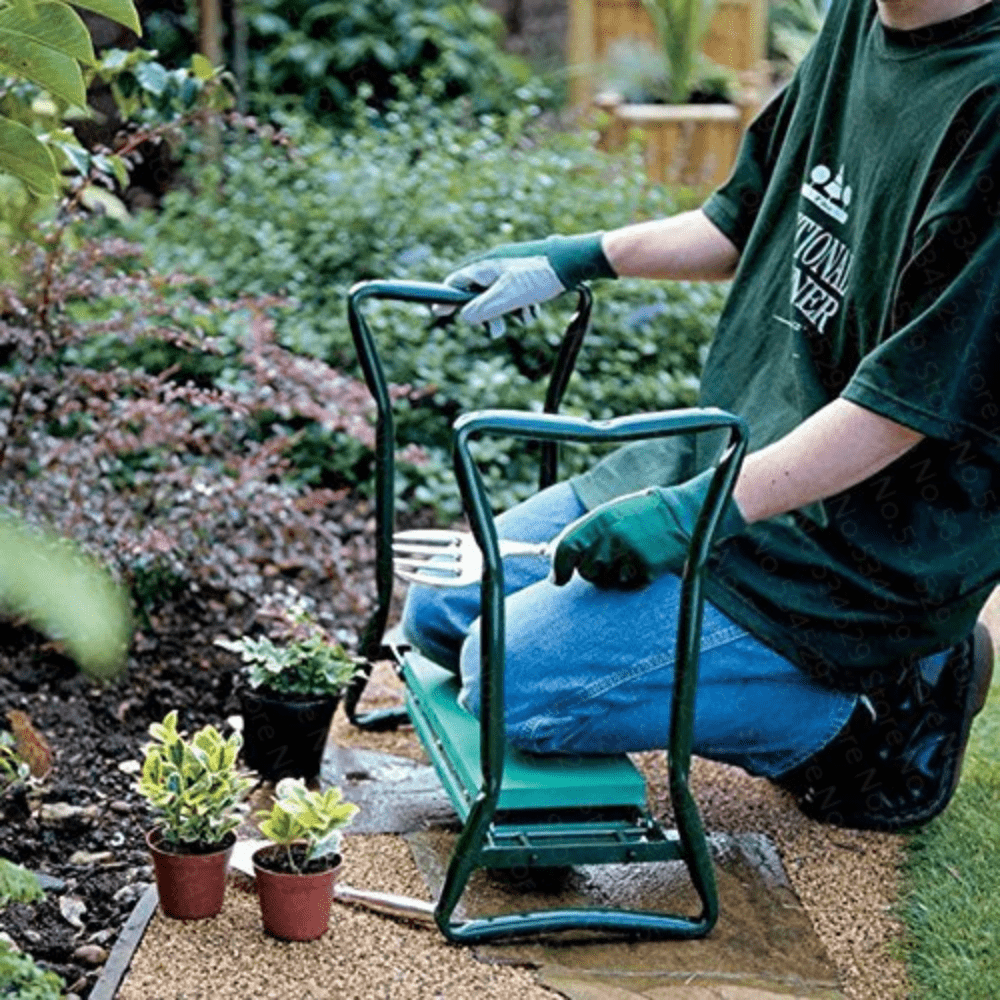 KNEESOFT - Garden seat and knee pad combo with storage bag for comfortable gardening support