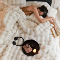 CURVORA – Sculptural Throw Blanket for Cozy Contemporary Spaces