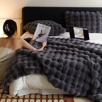 CURVORA – Sculptural Throw Blanket for Cozy Contemporary Spaces