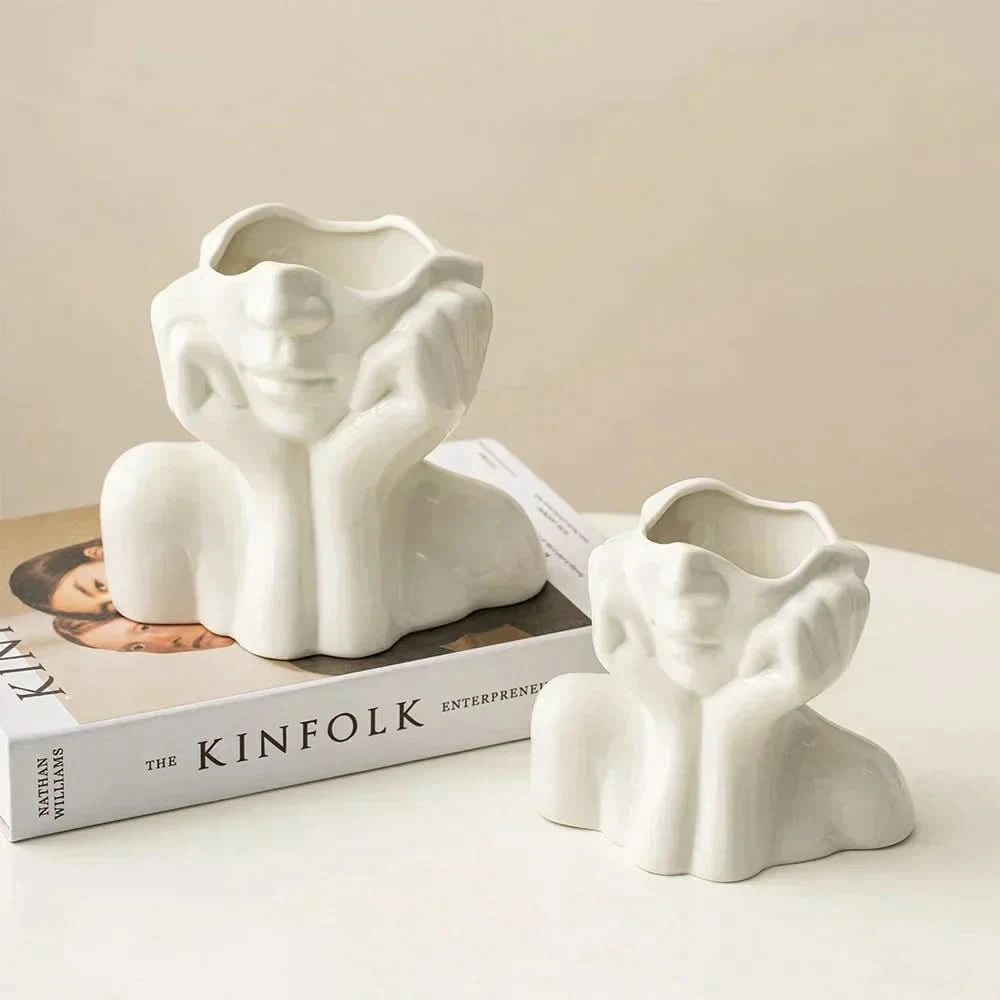 ARTELLE – Sculptural Vase for Refined Statement Decor