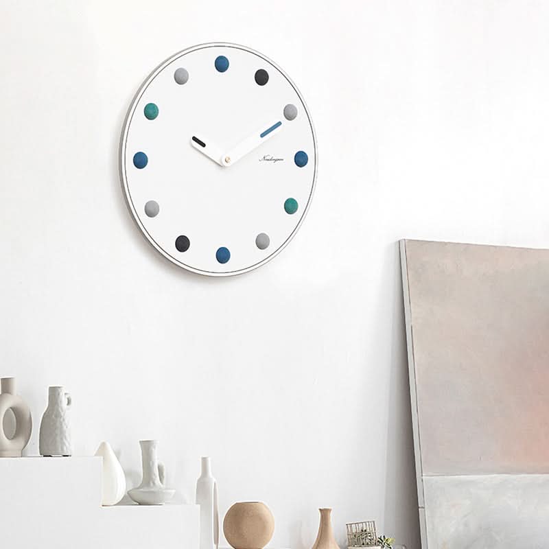 VIBRANIXA – Minimalist Wall Clock for Bright and Lively Spaces