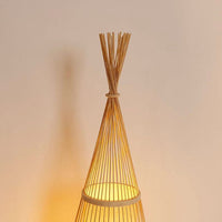 HUTGLOW – Hut Floor Lamp for Striking Warmth