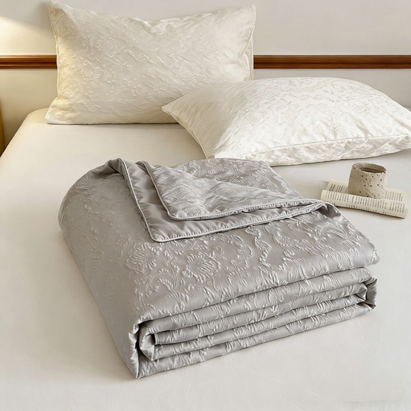 MAJESTICBLOOM – Elegant Bedding Set for Dramatic Bedroom Styling
