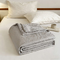 MAJESTICBLOOM – Elegant Bedding Set for Dramatic Bedroom Styling