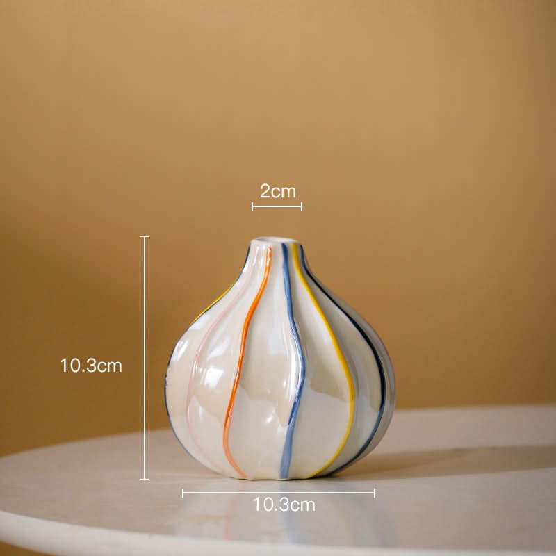 VASEROVA – Vaso a righe dipinto a mano per un arredamento raffinato