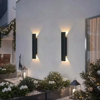 OUTGLOW – Wasserdichte Wandlampe
