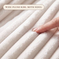 DREAMVANTIA – Statement Blanket for Dreamy Bedroom Styling