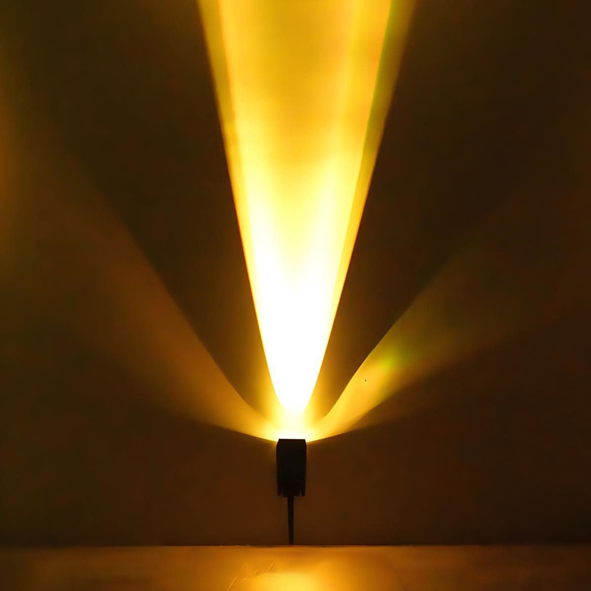 RAYSCAPE – Faretto solare da giardino regolabile per un’illuminazione paesaggistica d’impatto
