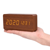 LUMIBARK – LED Alarm Clock – Natural wood digital desk clock