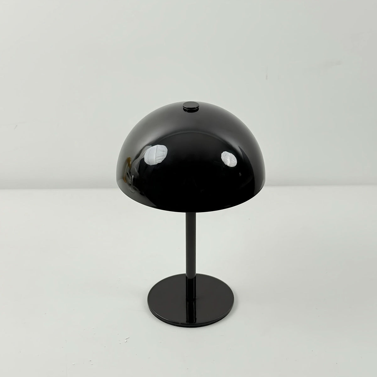 LUMORA – Lampe de bureau tactile sans fil  