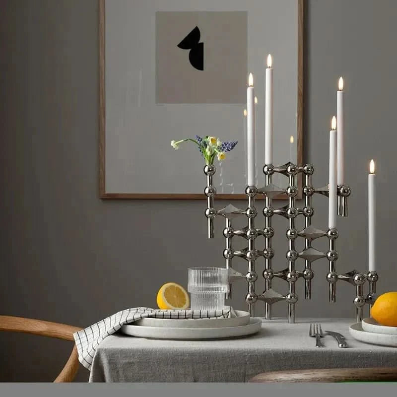 ATOMORA – Portavelas molecular para una decoración impactante