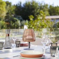 PATIOLIGHT – Εσωτερική και Εξωτερική LED Επιτραπέζια Λάμπα για Ζεστή Χαλαρωτική Ατμόσφαιρα  
