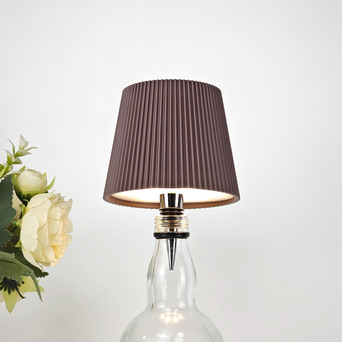 BOTTLEGLOW – Rechargeable Bottle Table Lamp