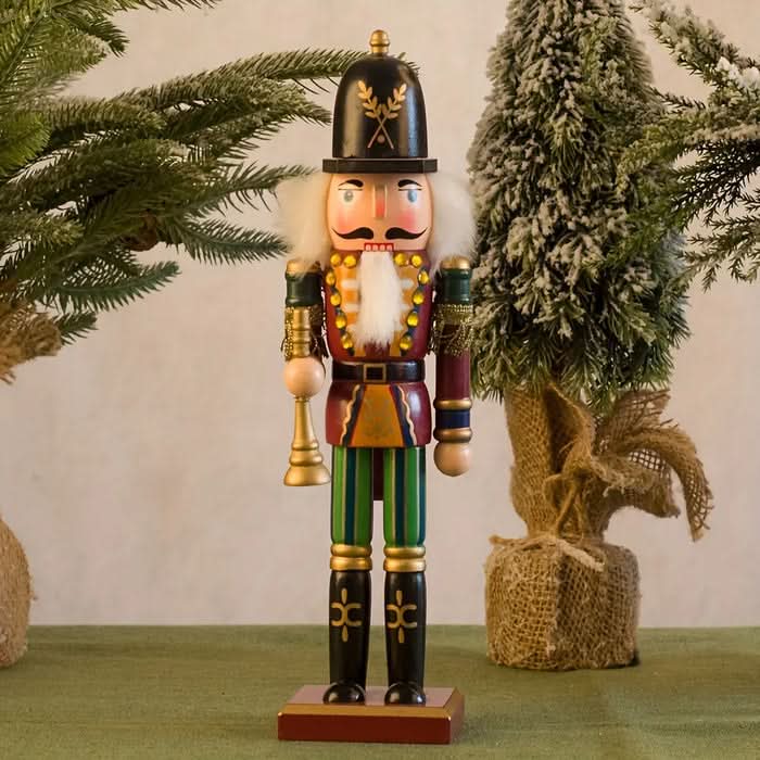 NOELSOLDIER – Nutcracker Figure for Charming Christmas Displays