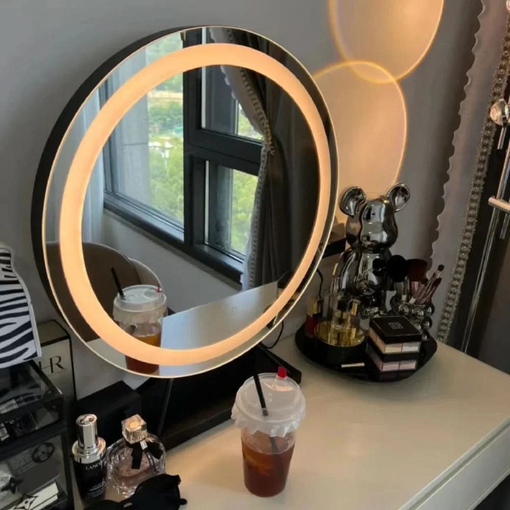 VANIORA – LED Vanity Mirror for Elegant Everyday Beauty Rituals