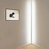 AMBIRO – Candeeiro de pé LED regulável para uma iluminação ambiente sem esforço