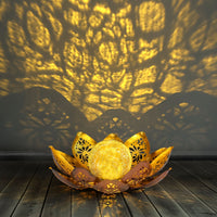 LOTUSORA – Lampada da giardino solare a forma di loto