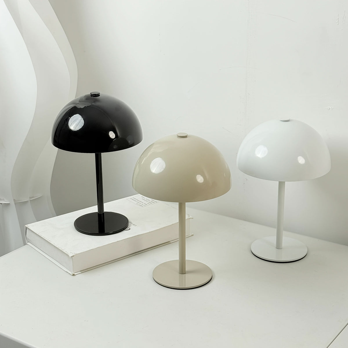 LUMORA – Lampe de bureau tactile sans fil  