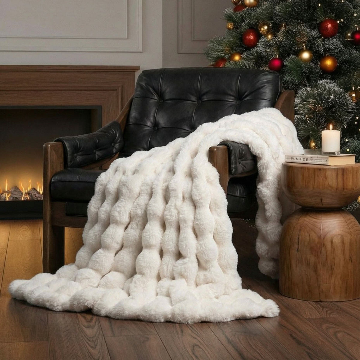CURVORA – Sculptural Throw Blanket for Cozy Contemporary Spaces