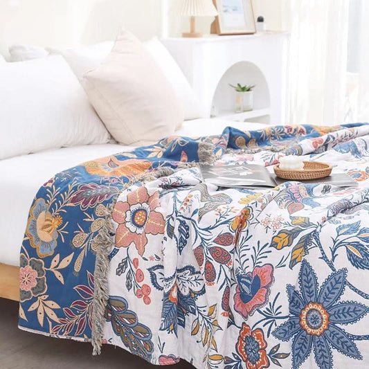 FLORIELUNA – Florale Statement-Decke für stilvolle Akzente im Wohnzimmer