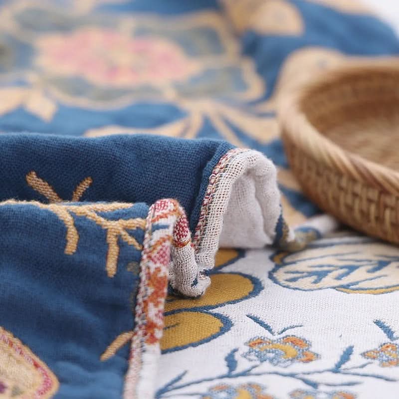 FLORIELUNA – Floral Statement Throw for Refined Living Room Accents